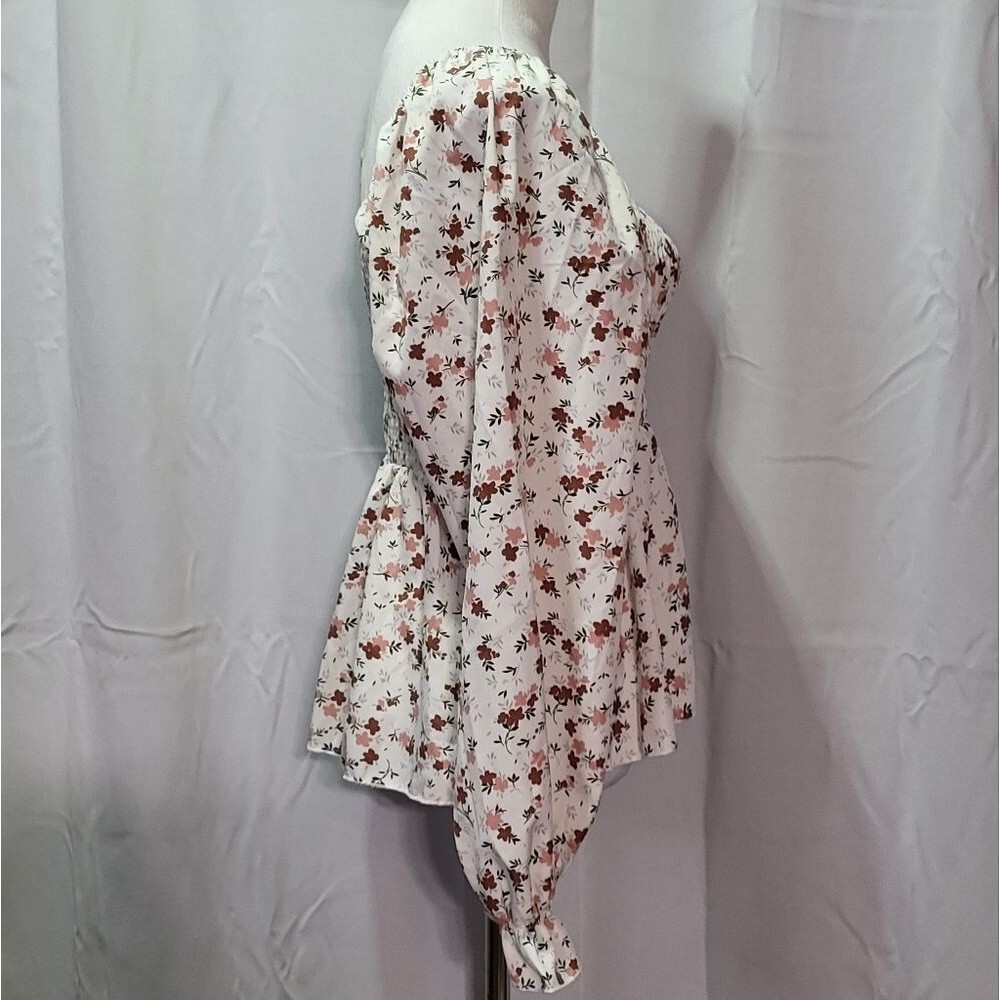 SHEIN Women's White Floral Smocked Long Sleeve Blouse Size Small (4) ๐ - Picture 5 of 11